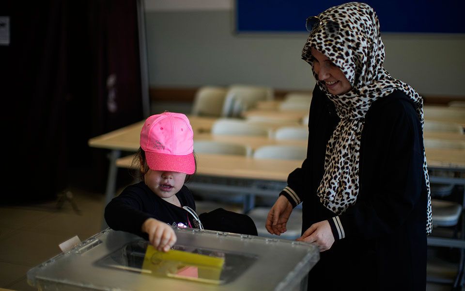 Τα πρώτα αποτελέσματα  στις Τουρκικές εκλογές - Τα ποσοστά Ερντογάν και Κιλιτσντάρογλου