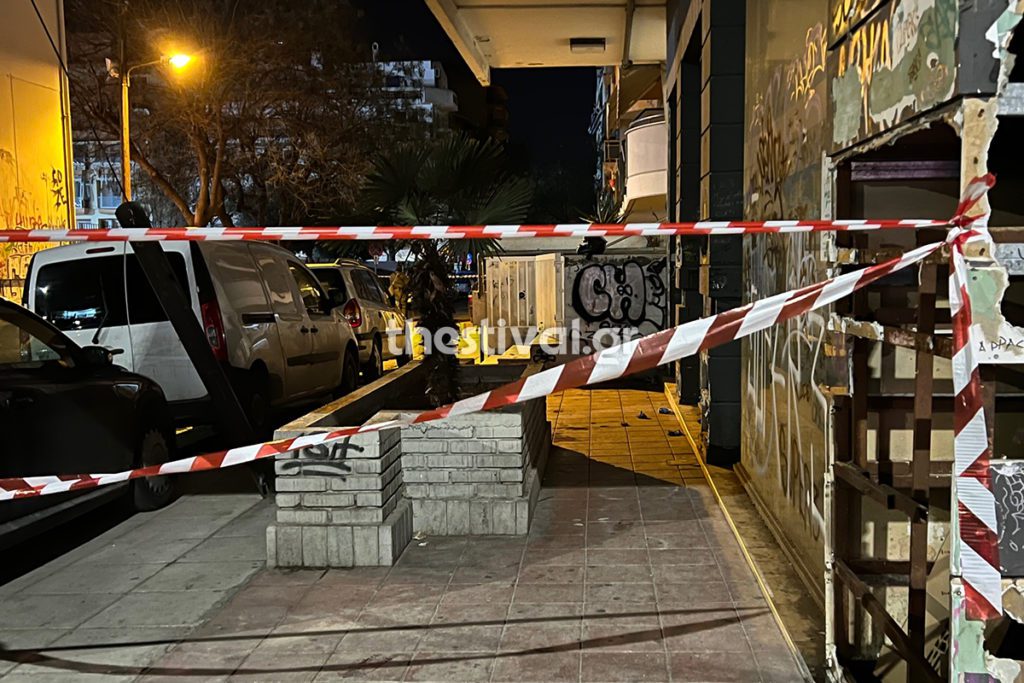 Δολοφονία 19χρονου στη Θεσσαλονίκη: «Σας παρακαλώ μη με χτυπάτε άλλο» – Πληροφορίες πως χρησιμοποίησαν δρεπάνι (Video)
