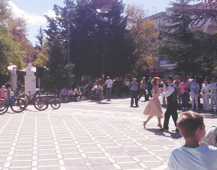 Κεντρική Πλατεία – Υψηλής αισθητικής θέαμα, πρωτόγνωρο στην ιστορία της Πόλεως