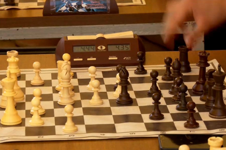 Υπαίθριες σκακιέρες από τον σκακιστικό σύλλογο στην Πτολεμαΐδα