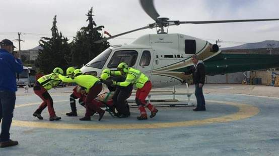 Σαββίδης Αντώνιος: Εκπαίδευση σε Ελικόπτερο όλων των διασωστών-πληρωμάτων του ΕΚΑΒ Δυτικής Μακεδονίας πραγματοποιήθηκε στο αεροδρόμιο ΦΙΛΙΠΠΟΣ της Κοζάνης.