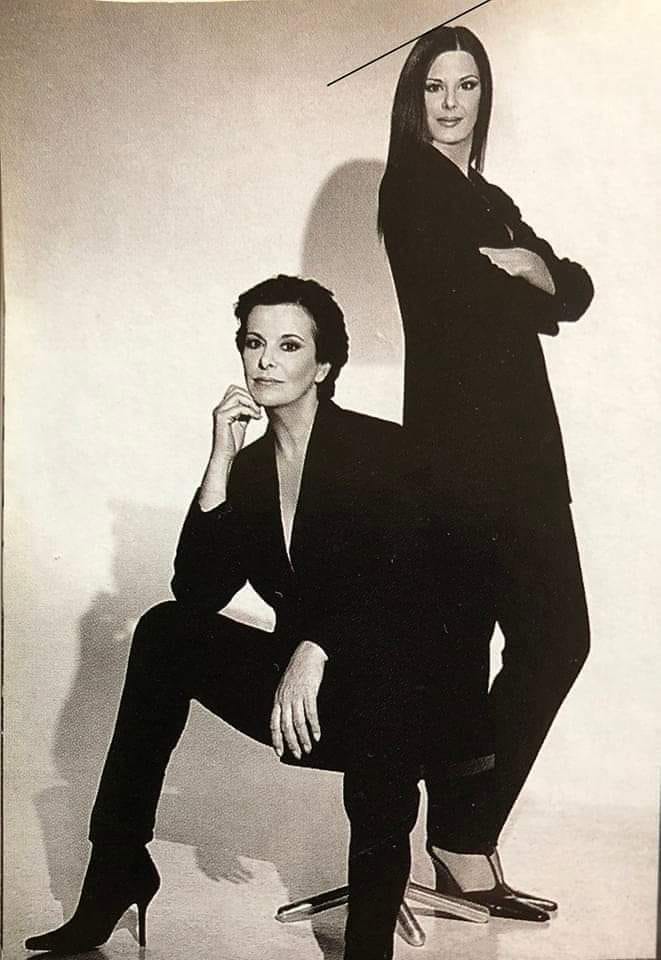 Η υπέροχη Έλενα Ναθαναήλ με την κόρη της Ίνκα στο φακό του Ντίνου Διαμαντόπουλου το 1997.