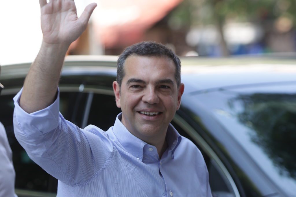 Υπέβαλλε παραίτηση από πρόεδρος του ΣΥΡΙΖΑ ο Αλέξης Τσίπρας