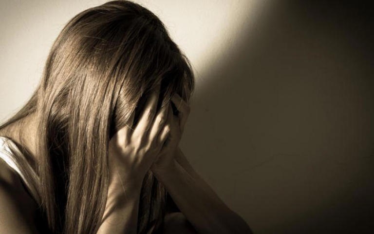 Ρόδος: Ποινική δίωξη στην 35χρονη Βρετανίδα για τον βιασμό της 20χρονης – «Της τράβηξα το φόρεμα ως ένδειξη θαυμασμού»