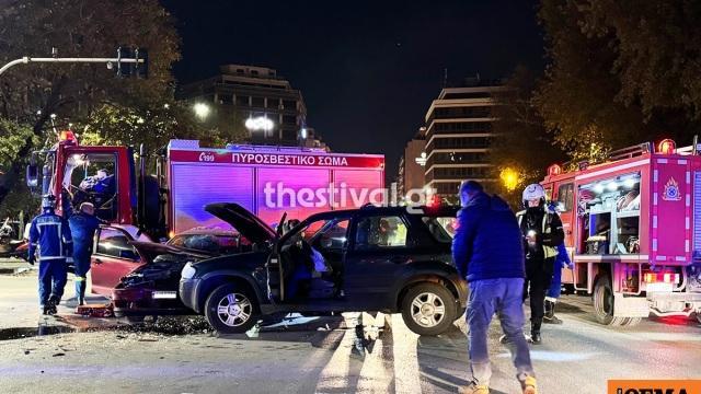 Θεσσαλονίκη: Ο Βασίλης Μαντζουράνης του συγκροτήματος «Δυτικές Συνοικίες» ο νεκρός του τροχαίου