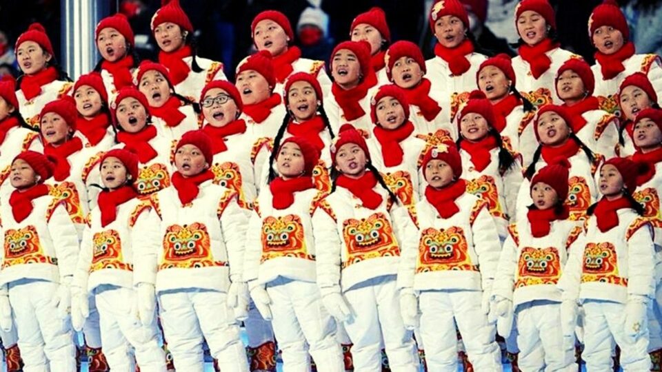 Παιδιά από την Κίνα τραγούδησαν στα ελληνικά τον Ολυμπιακό ύμνο
