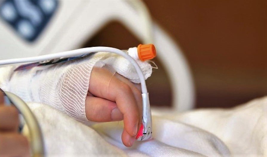 Νάουσα - Παιδί 3,5 ετών διασωληνωμένο στο Ιπποκράτειο. Κόντεψε να πνιγεί από τροφή