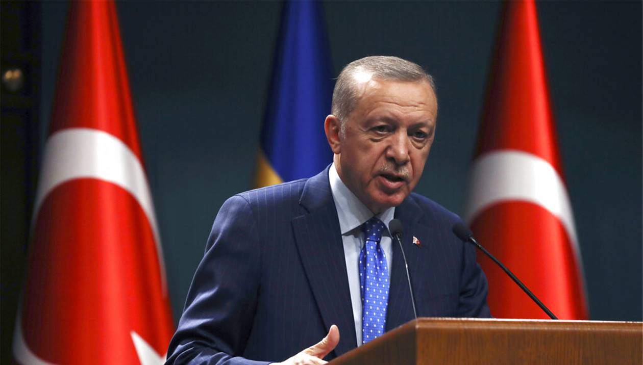 «Η δράστις της έκρηξης στην Κωνσταντινούπολη συνδέεται με τον Ερντογάν, ίσως είναι προβοκάτσια» λέει Τούρκο βουλευτής