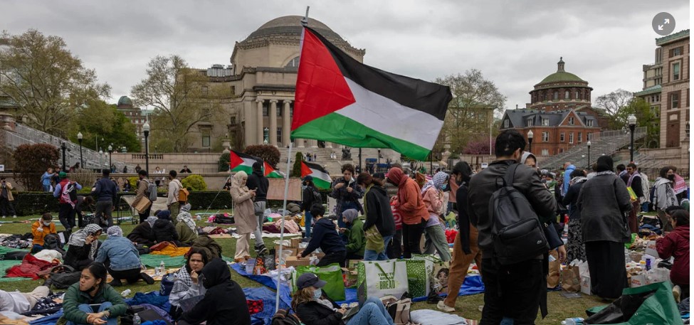Πώς ξεκίνησε και τι σημαίνει για τς ΗΠΑ το κύμα των φιλοπαλαιστινιακών διαμαρτυριών στα πανεπιστήμια