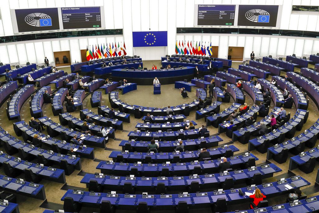 Στην Ολομέλεια της Ευρωβουλής το σκάνδαλο των υποκλοπών