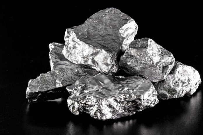 Γάλλιο και γερμάνιο:  Έκκληση Ε.Ε. σε παραγωγούς αλουμινίου να παράγουν κρίσιμα ορυκτά για κατασκεύη ημιαγωγών