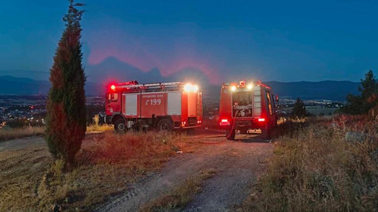 Υπό πλήρη έλεγχο η φωτιά έξω από την Κοζάνη 