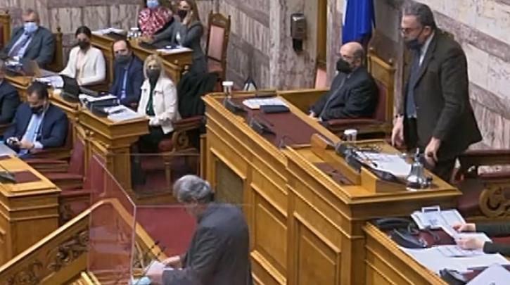 Λογοκρισία στη Βουλή: Έκλεισαν το μικρόφωνο στον Πολάκη επειδή μιλούσε για το σκάνδαλο Novartis (βίντεο-ενημέρωση)