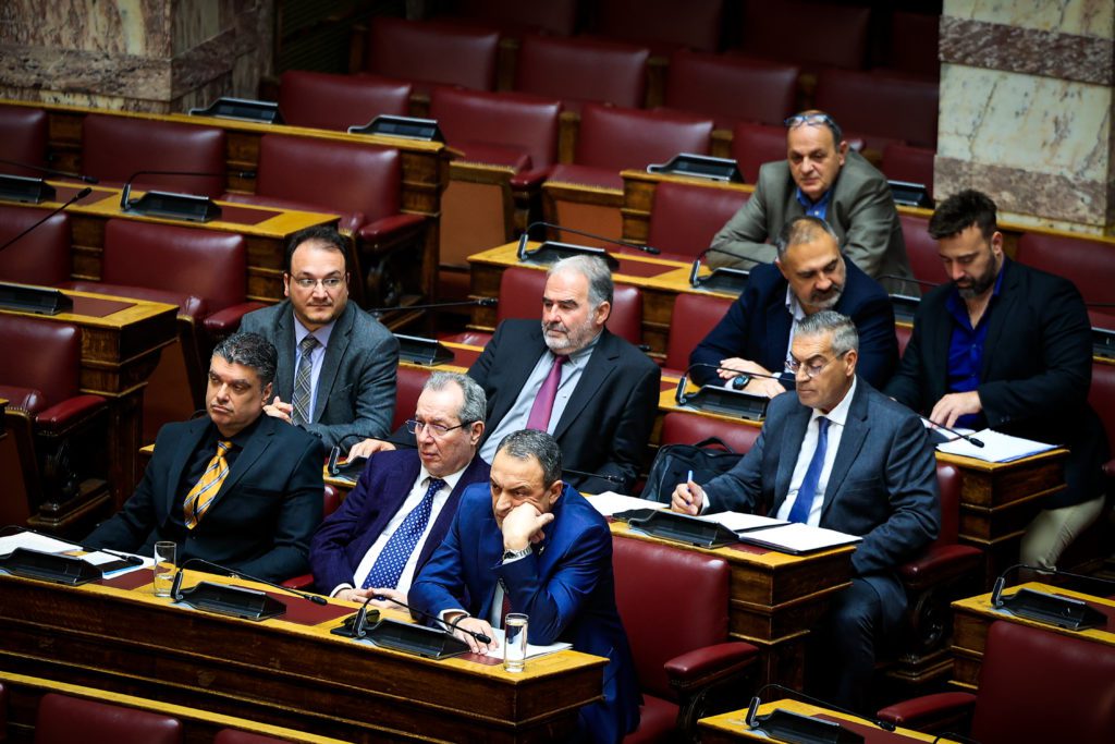 Σπαρτιάτες: Ομόφωνη η άρση ασυλίας για τους 11 βουλευτές του κόμματος