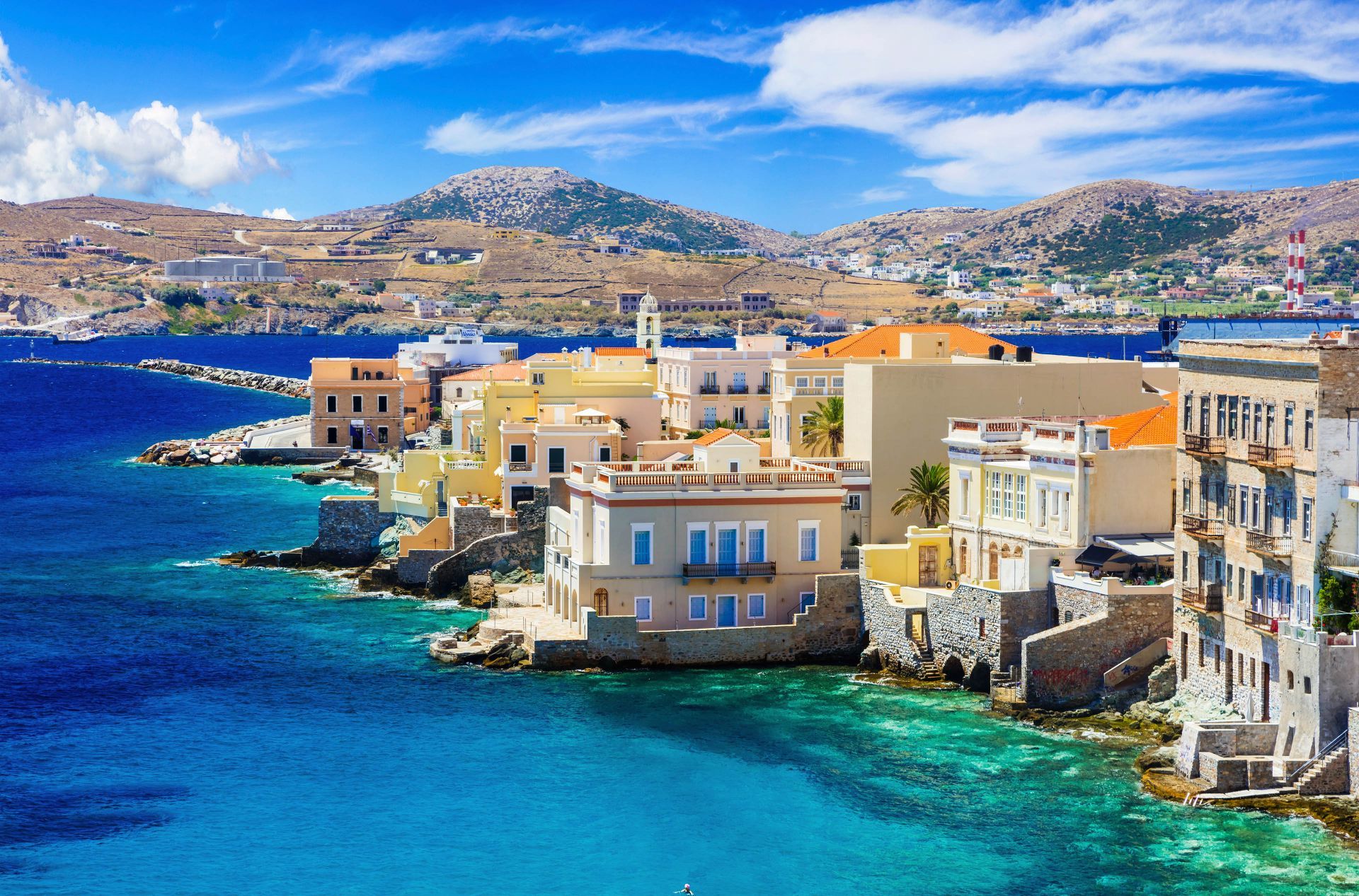 Ελληνικά νησιά που επιλέγουν φέτος το καλοκαίρι οι Γερμανοί - Top επιλογές Σύρος και Νάξος