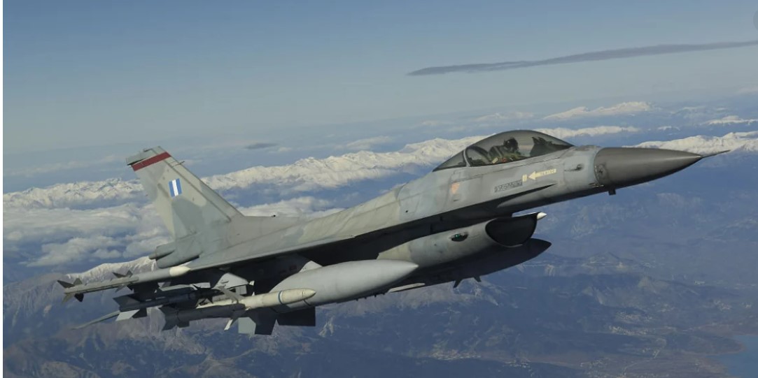 Κατέπεσε F-16 νότια της Χαλκιδικής - Περισυνελέγη σώος ο πιλότος