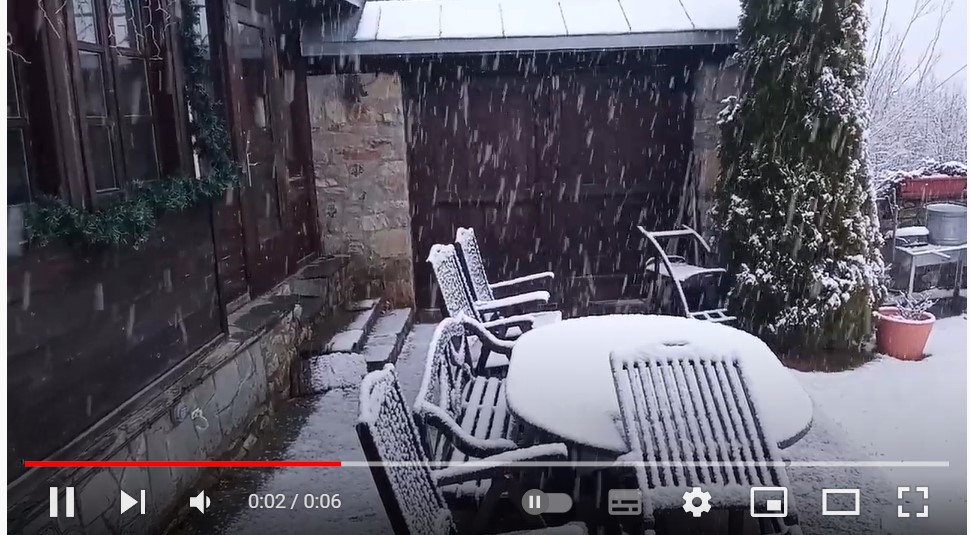 Χιόνια στο Νυμφαίο, 4 Απριλίου -  Σταχυολογήσεις Διαδικτύου (fb κ. Βίβιαν Ευαγγέλου Μισιρλή) )!!!