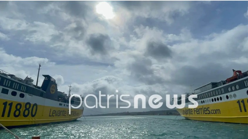 Κυλλήνη: Πώς έγινε η σύγκρουση των δύο πλοίων - Δεν υπήρξαν τραυματισμοί Το «Κεφαλονιά» έδεσε με ασφάλεια στο λιμάνι της Κυλλήνης και αποβιβάστηκαν οι 130 επιβάτες