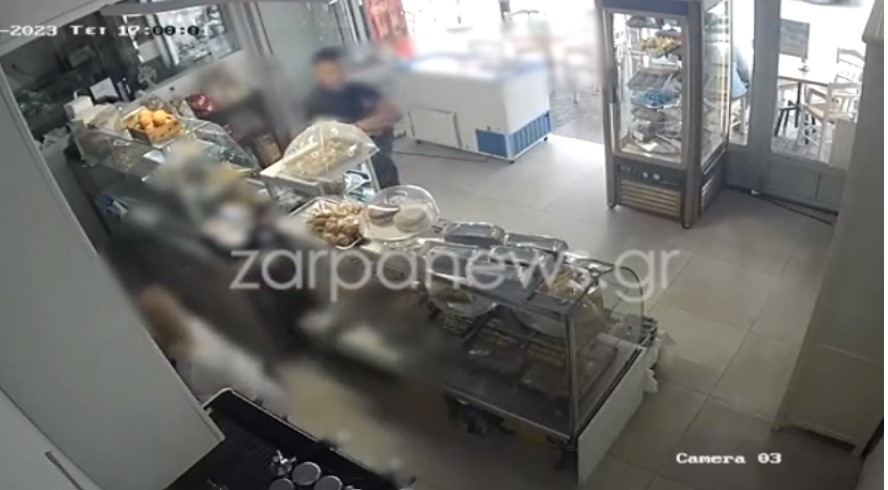 Χανιά | Μπήκε να πάρει καφέ και έκλεψε τα φιλοδωρήματα των υπαλλήλων – Κάμερα κατέγραψε τον δράστη μέρα μεσημέρι