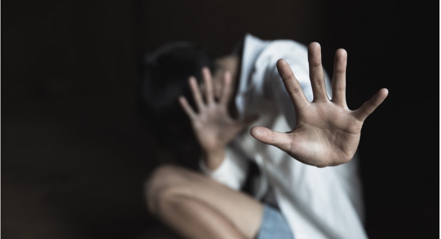 Συνελήφθη 50χρονος για βιασμό ανηλίκου - Του έδινε ναρκωτικά πριν ασελγήσει