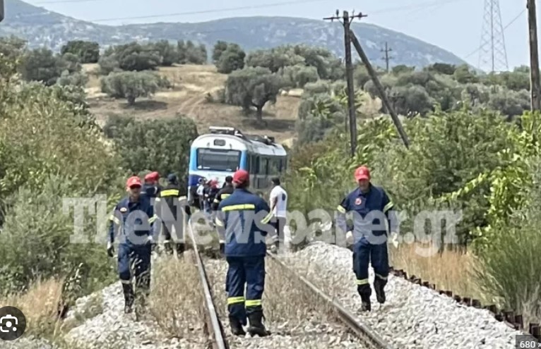 Βόλος: Mοτοσυκλέτα συγκρούστηκε με τρένο