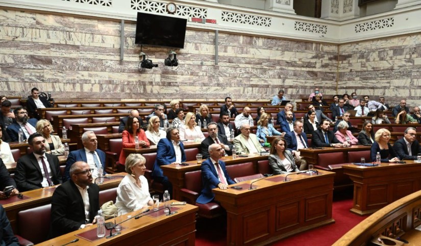 Όλο το παρασκήνιο: Όταν έκλεισαν οι πόρτες στην Κοινοβουλευτική Ομάδα του ΣΥΡΙΖΑ