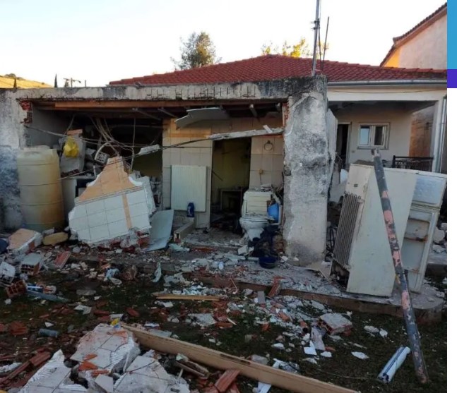Τρίκαλα: Έκρηξη φιάλης υγραερίου τραυμάτισε 80χρονο και προκάλεσε τεράστιες ζημιές στο σπίτι του