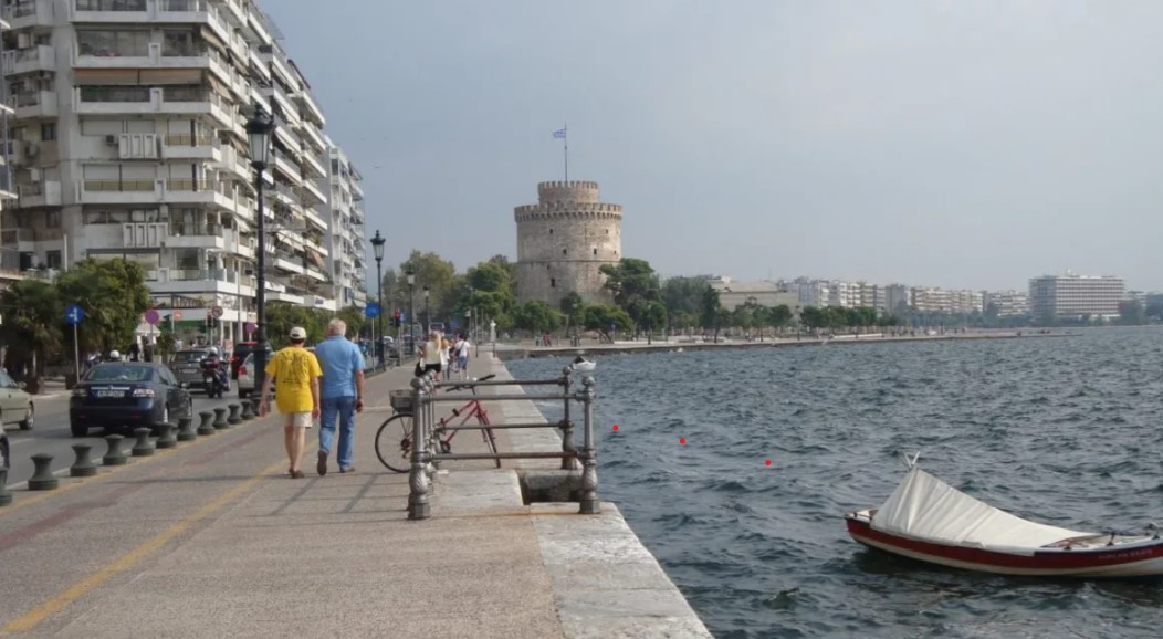 Θεσσαλονίκη: Αυτοκίνητο έπεσε στον Θερμαϊκό, νεκρός ο 80χρονος οδηγός