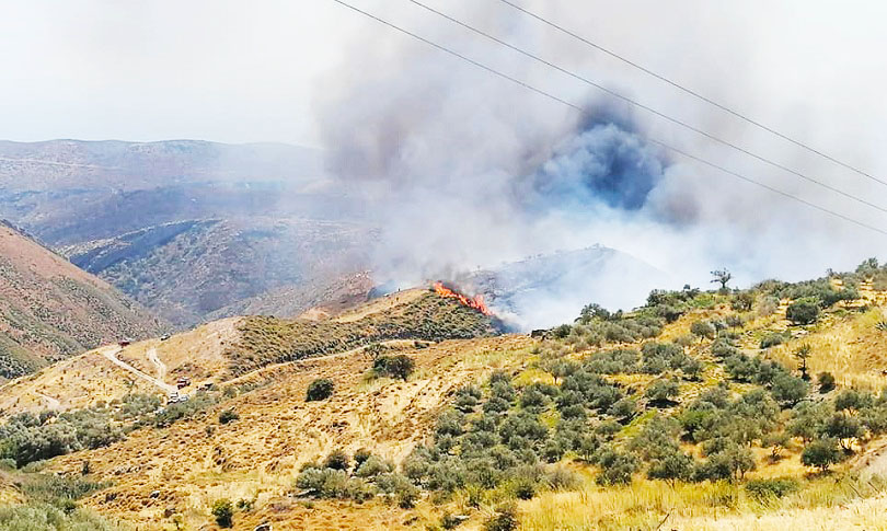 Κοζάνη: Πυρκαγιά σε εξέλιξη στην Οινόη