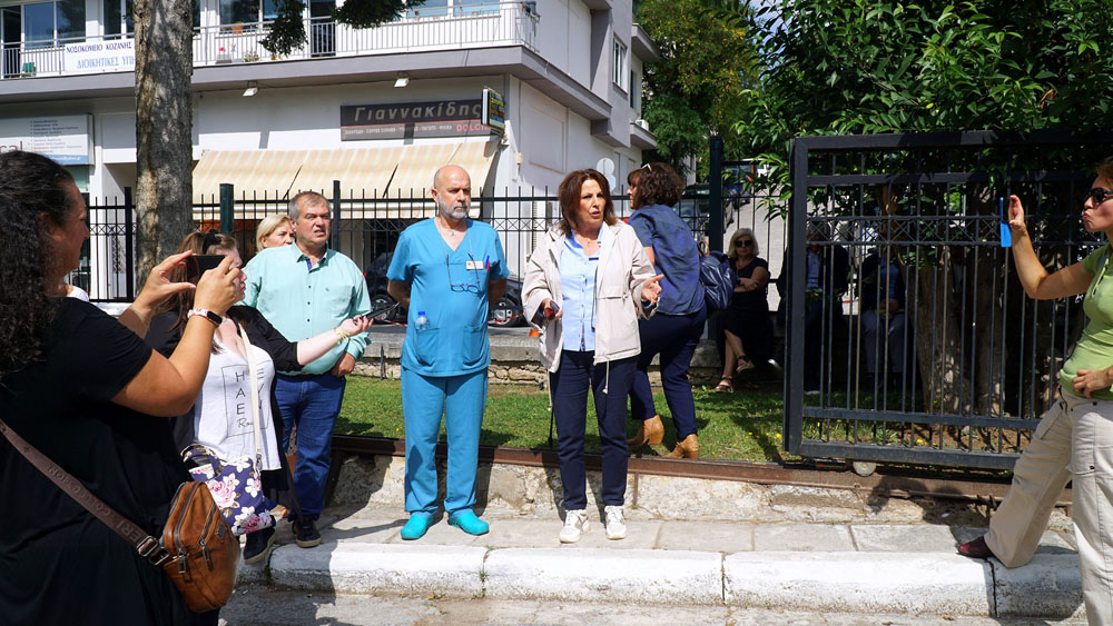 Η κ. Ζεμπιλιάδου κοντά στους εργαζόμενους του Νοσοκομείου Κοζάνης