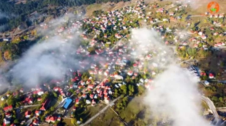 Η Ωραία Σαμαρίνα: Διήμερο στο ψηλότερο χωριό των Βαλκανίων, μια ανάσα από το Χιονοδρομικό της Βασιλίτσας