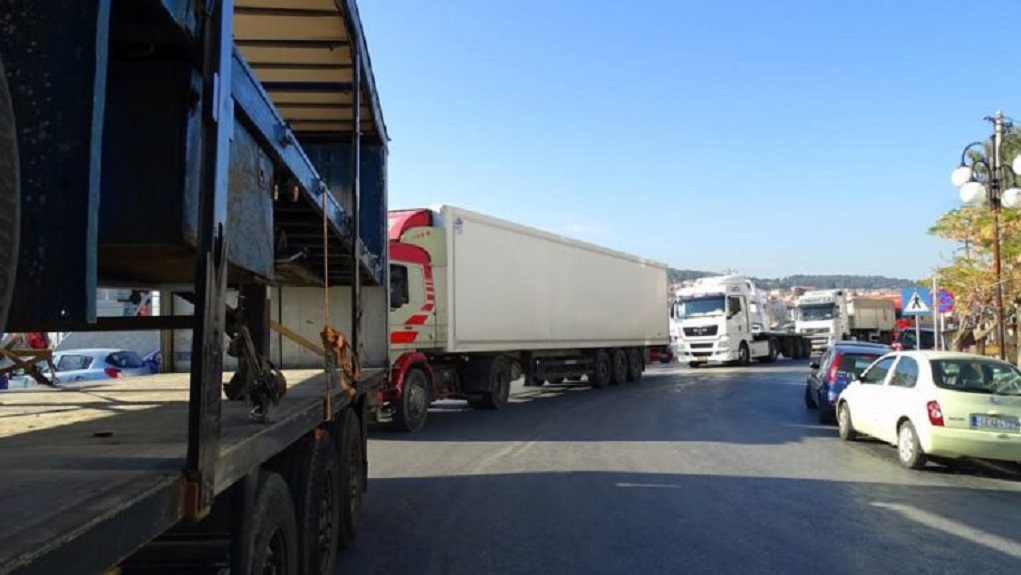 Κοζάνη: Κινητοποίηση των ιδιοκτητών φορτηγών περιοχής Σερβίων