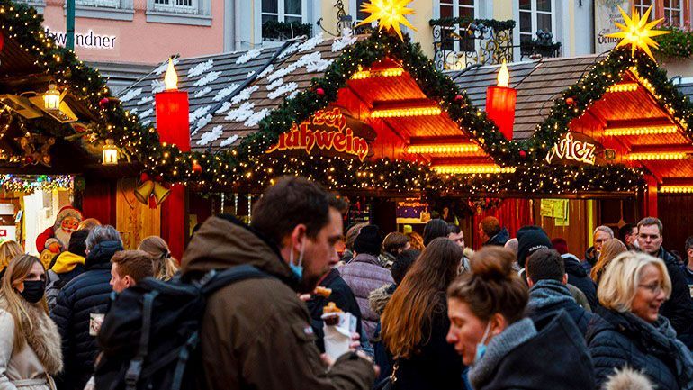 «Σώστε τα Χριστούγεννα»