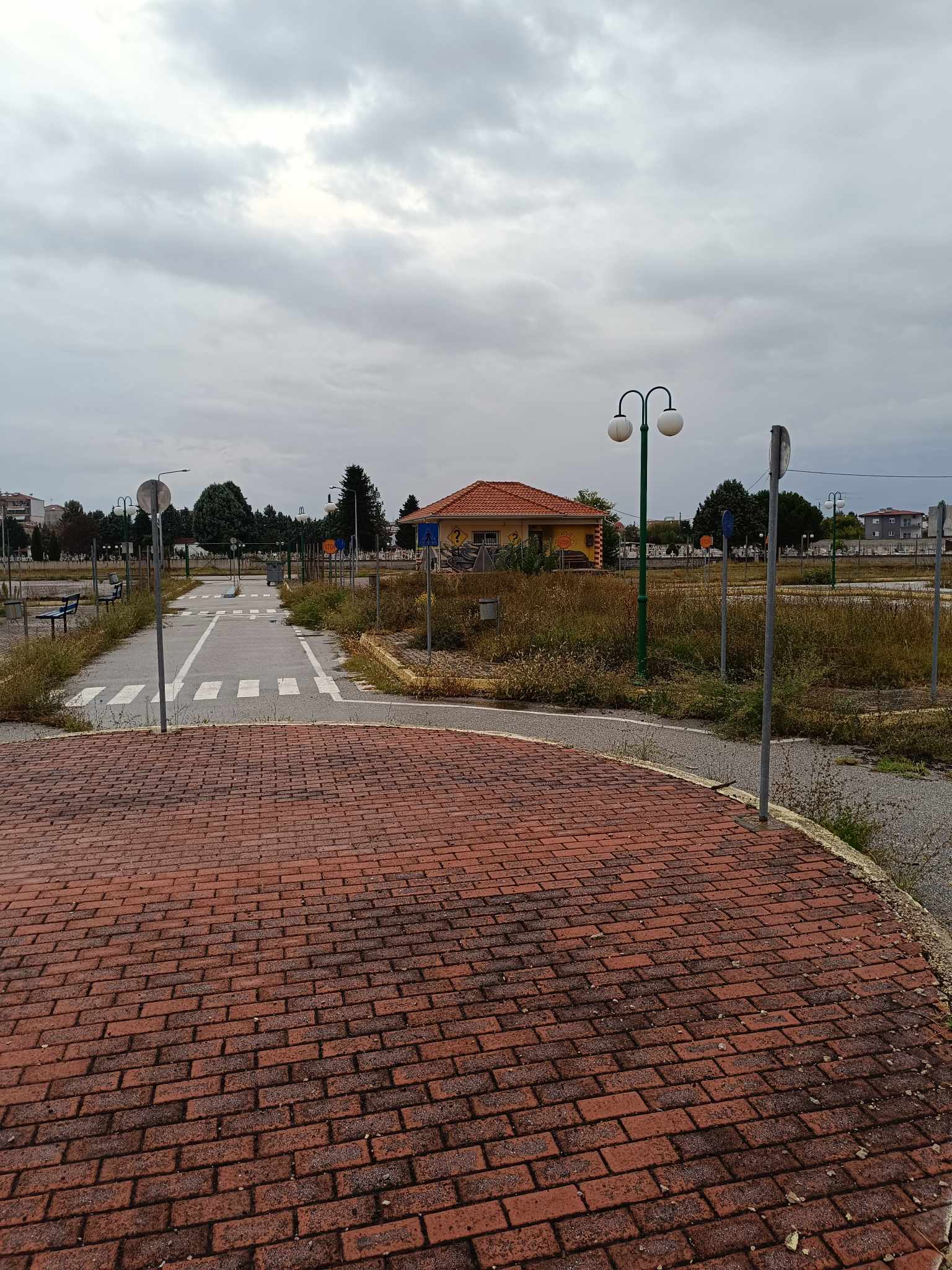 Πτολεμαΐς "Ελέω Δημάρχου" - Καμαρώστε τη Δημοτική Αρχή!