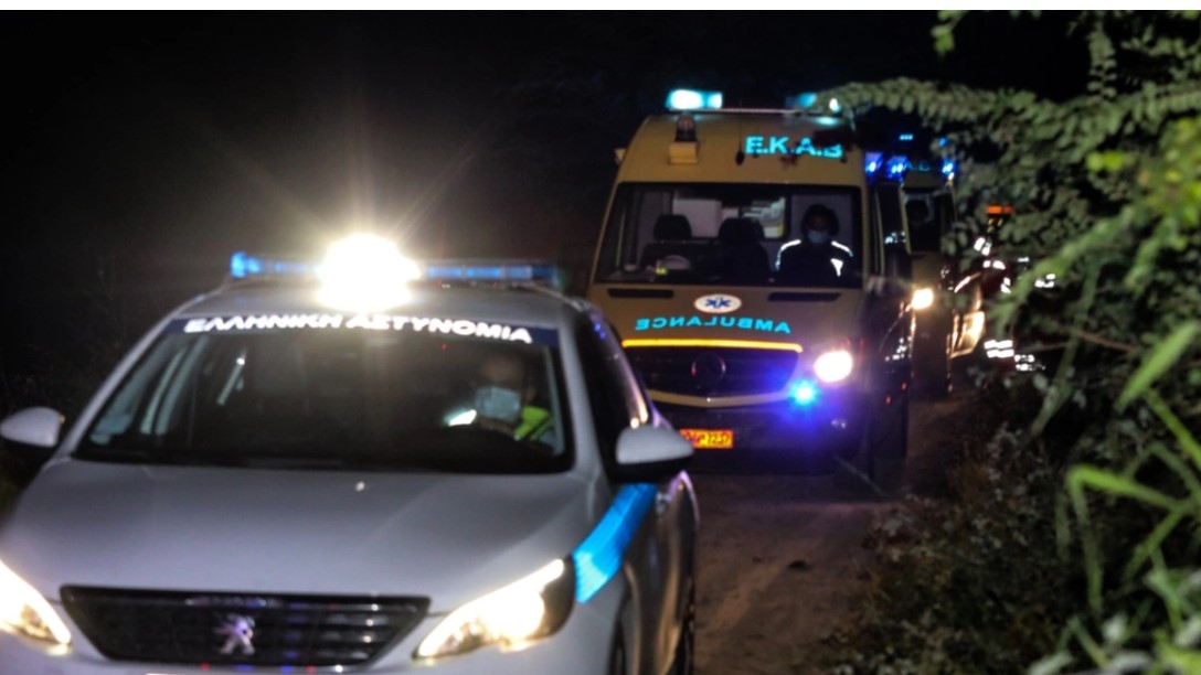 Αιματηρή συμπλοκή στην Πάτρα - Μαχαιρώθηκε 30χρονος