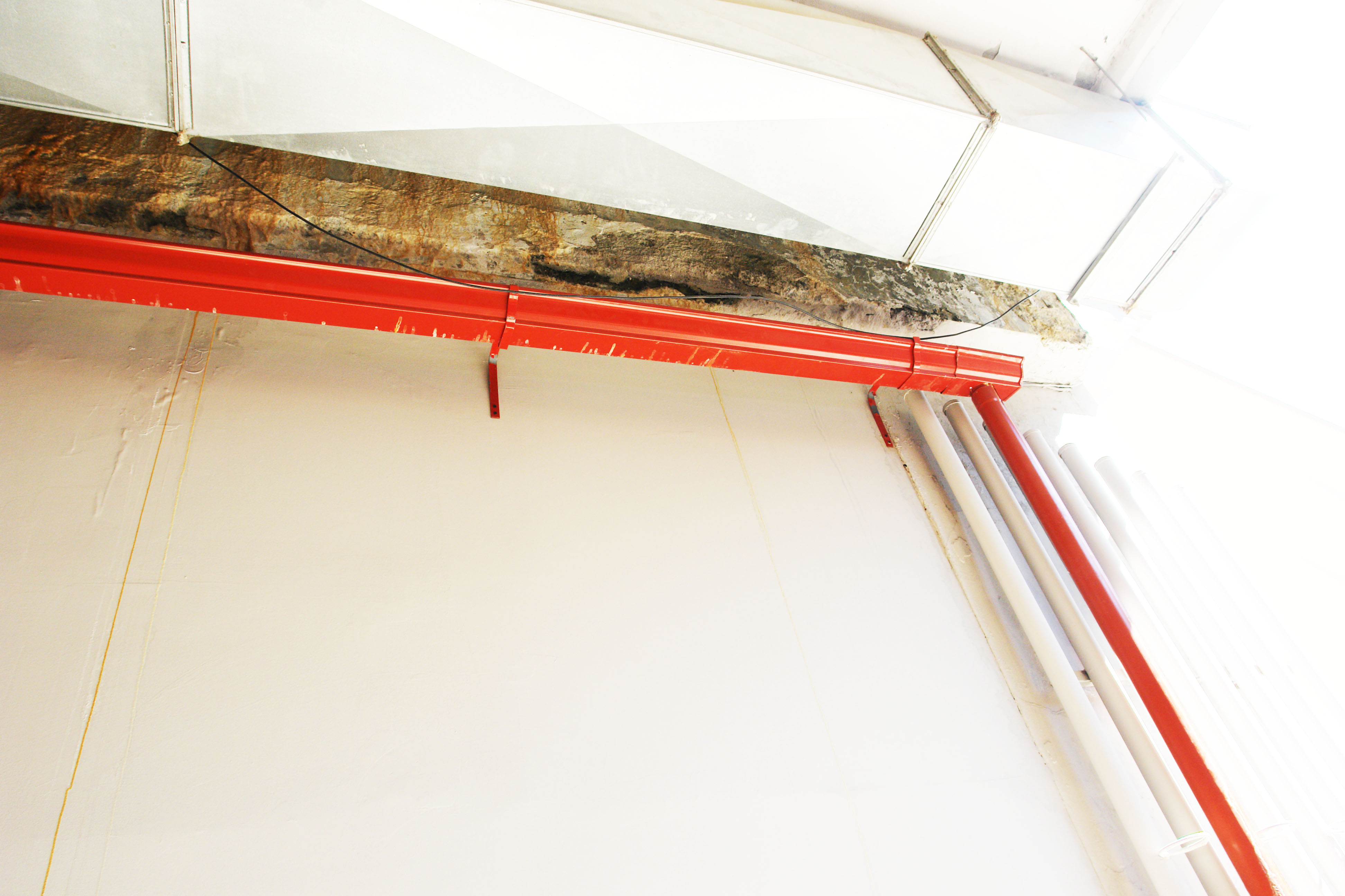 Καταγγελία: Θρυμματίζονται οι κεντρικοί δοκοί στήριξης του Εμπορικού Πολύκεντρου